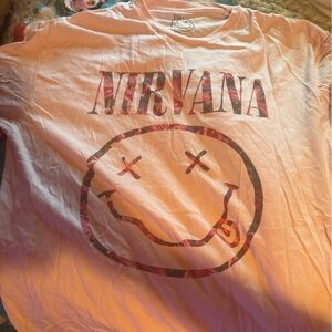 Nirvana Pink Hot Topic T-Shirt (XL) (100% Cotton)